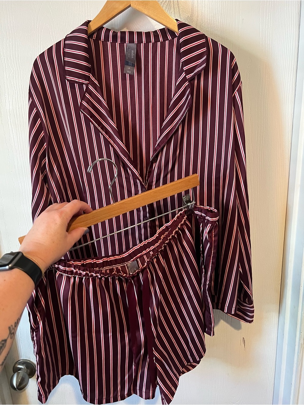 Auden Burgundy Stripe Satin Pajama Set Long Sleeve Top Shorts women sz XL
